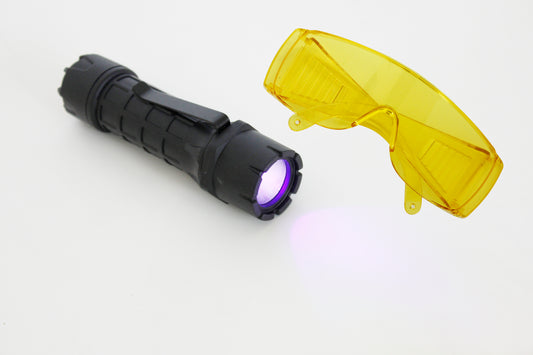 U/V ficklampa + skyddsglasögon
